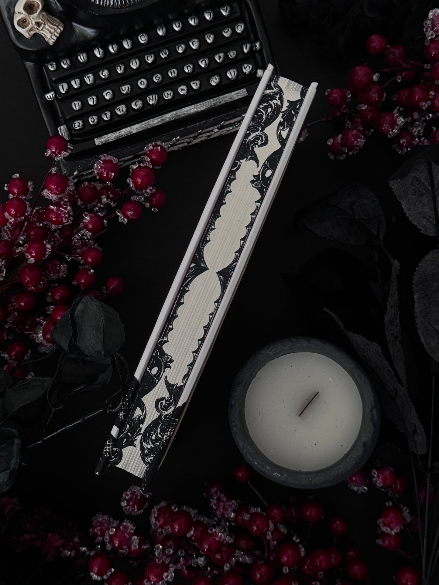 Santana Knox - Heartless Heathens