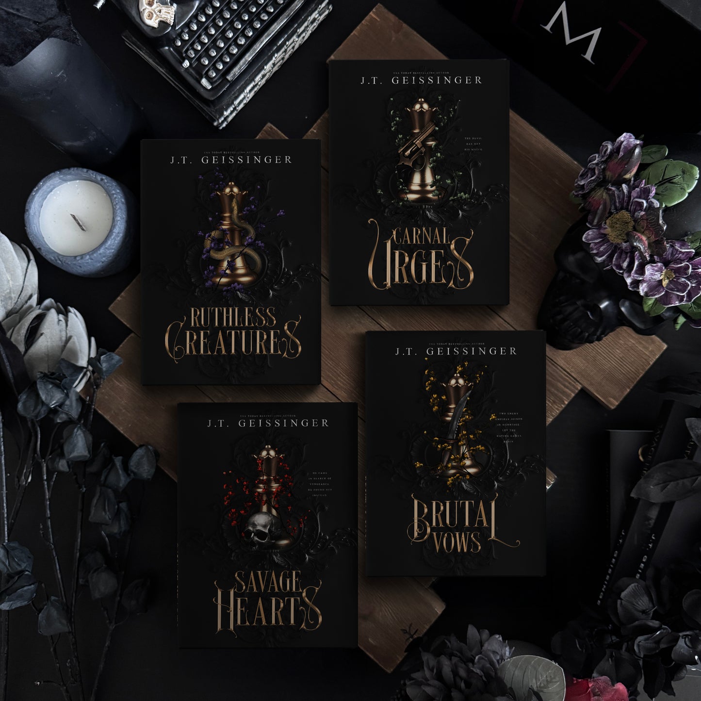 J.T. Geissinger - Queens & Monsters